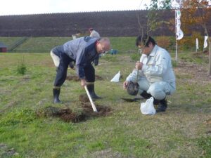 平成24年度 栗原市花山小田ダム 植樹祭の様子2